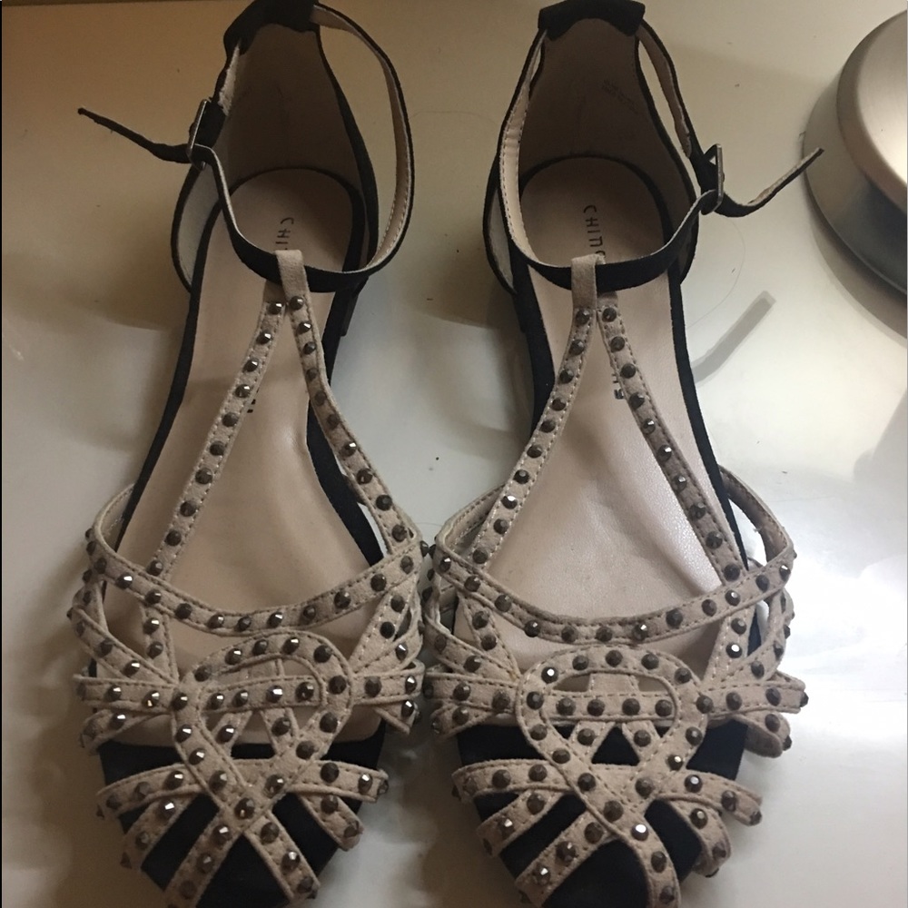 Fashion sandals in great condition!