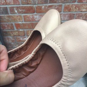 Lucky Brand flats!💕