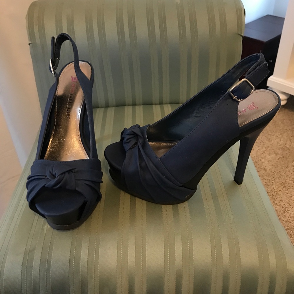 Navy blue heels