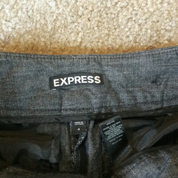Express Shorts - Picture 3 of 3
