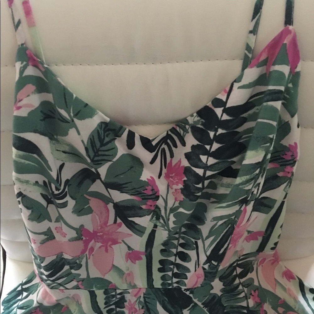Old Navy tropical leaves floral dress