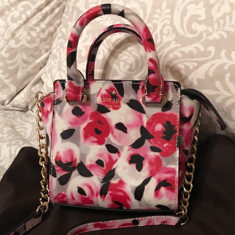 Kate Spade brand new ⭐️⭐️⭐️⭐️⭐️