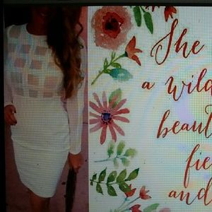 Cream-colored form-fitting dress