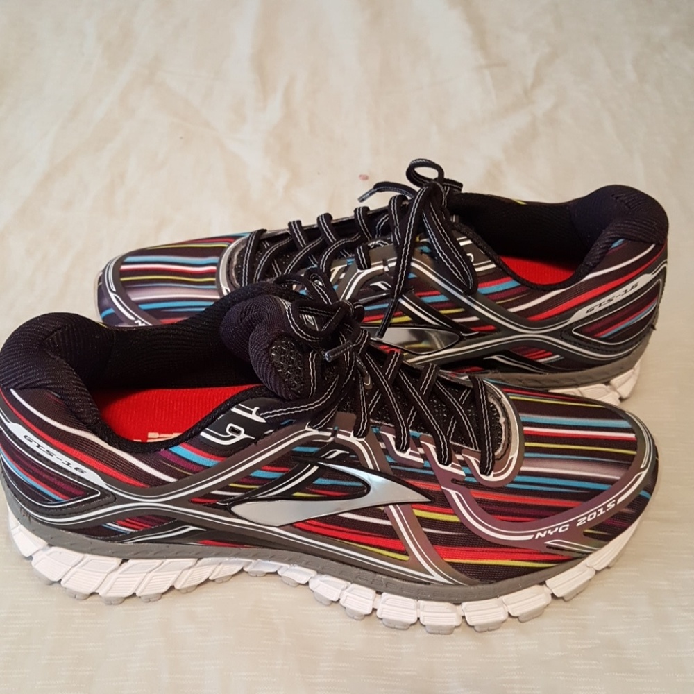 Brand new Brooks running shoes