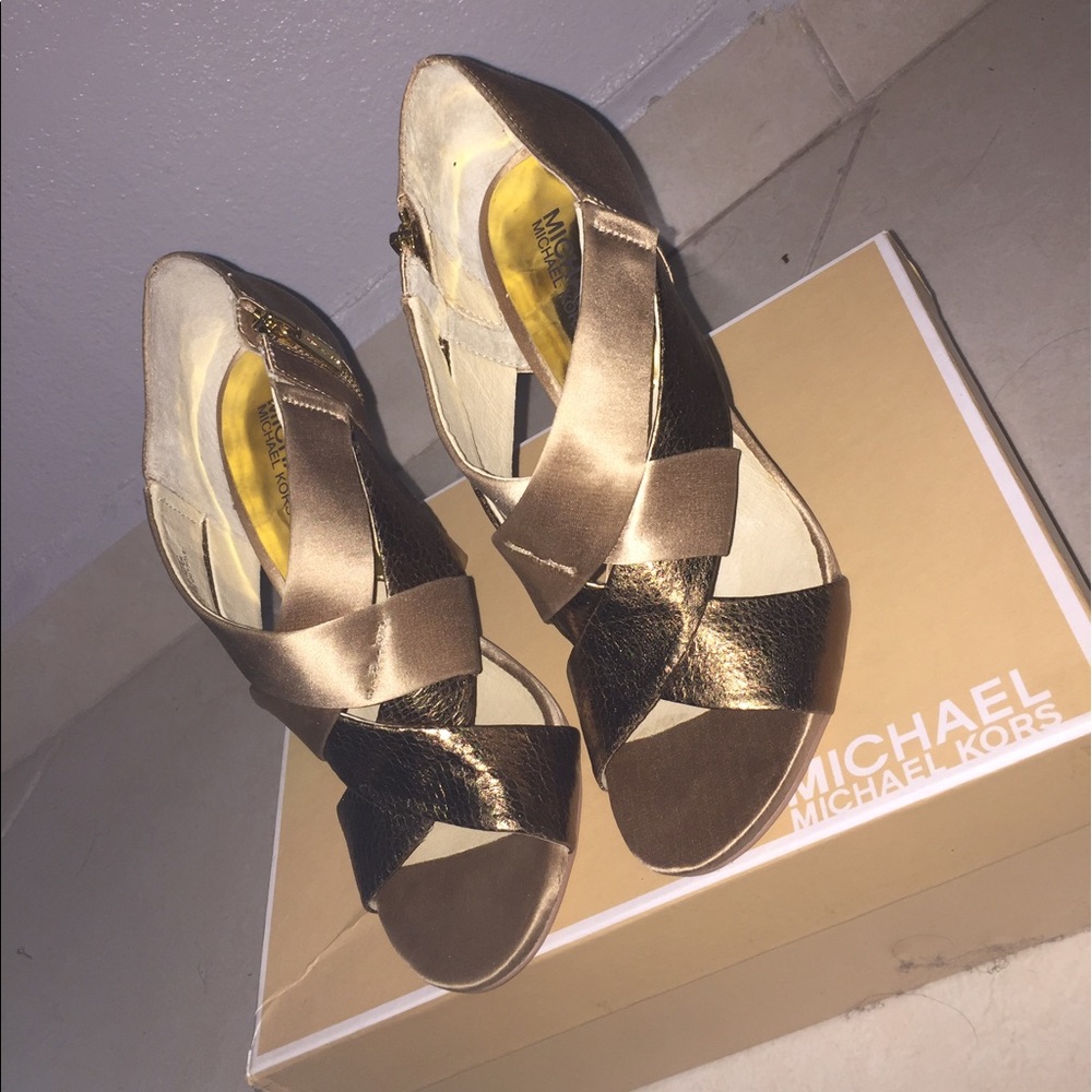 Michael Kors Elena peep