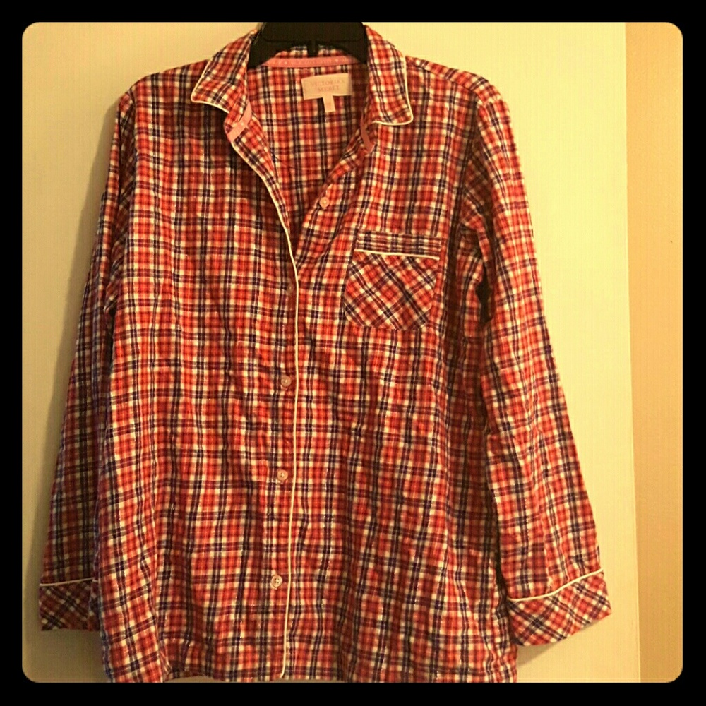 Cute and comfy Victoria's Secret night shirt