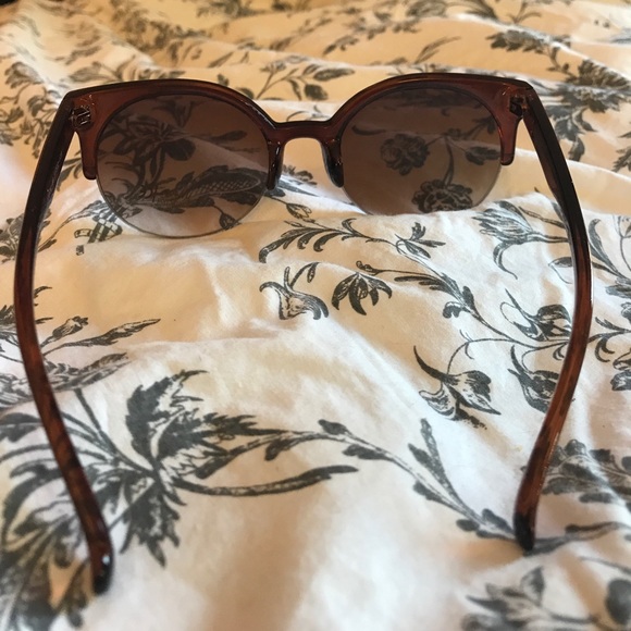 Ombré gradient Round Vintage sunnies - Picture 4 of 5