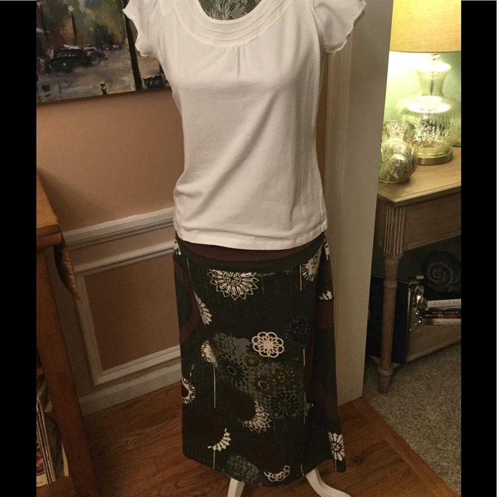NWOT UNUSUAL NATIVE CIRCULAR KNIT SKIRT - Picture 3 of 4