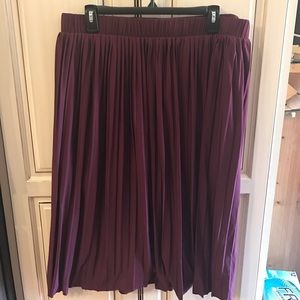 Plum midi skirt