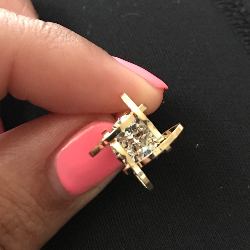 18K gold plated stud earrings - Picture 2 of 5