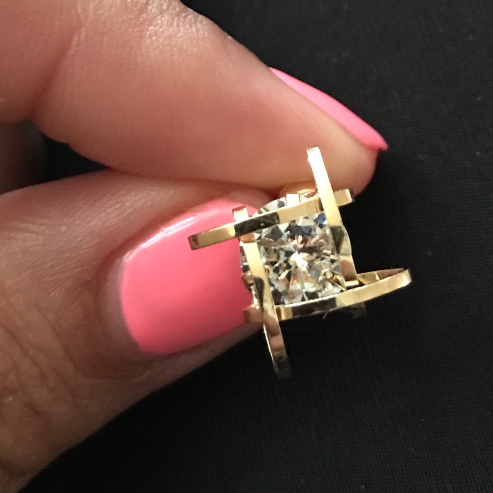 18K gold plated stud earrings - Picture 3 of 5