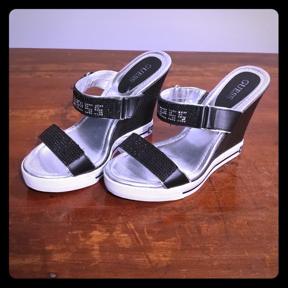 Cute Guess wedges!