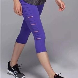 Lavender LuLuLemon Capri Pant
