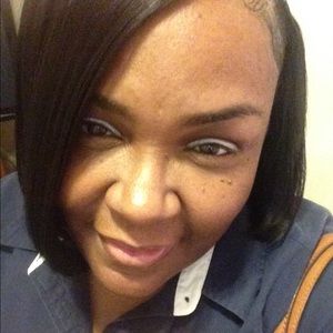 Meet your Posher, Candice