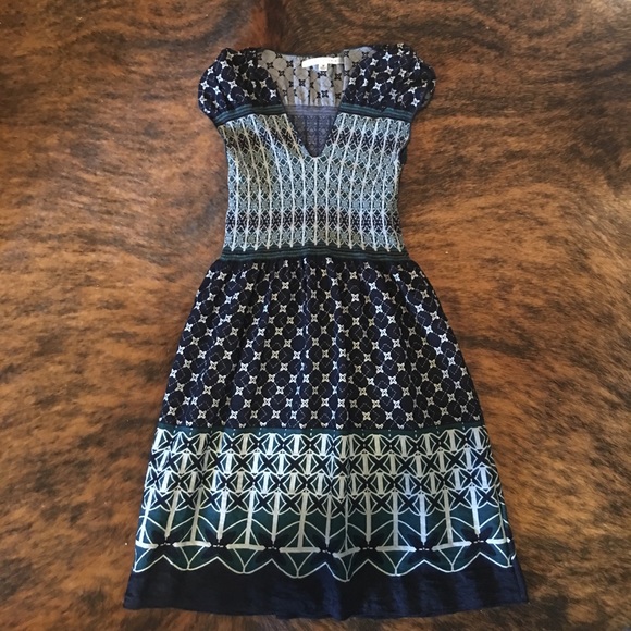 Max Studio Dresses & Skirts - Cute, patterned blue Max Studio dress
