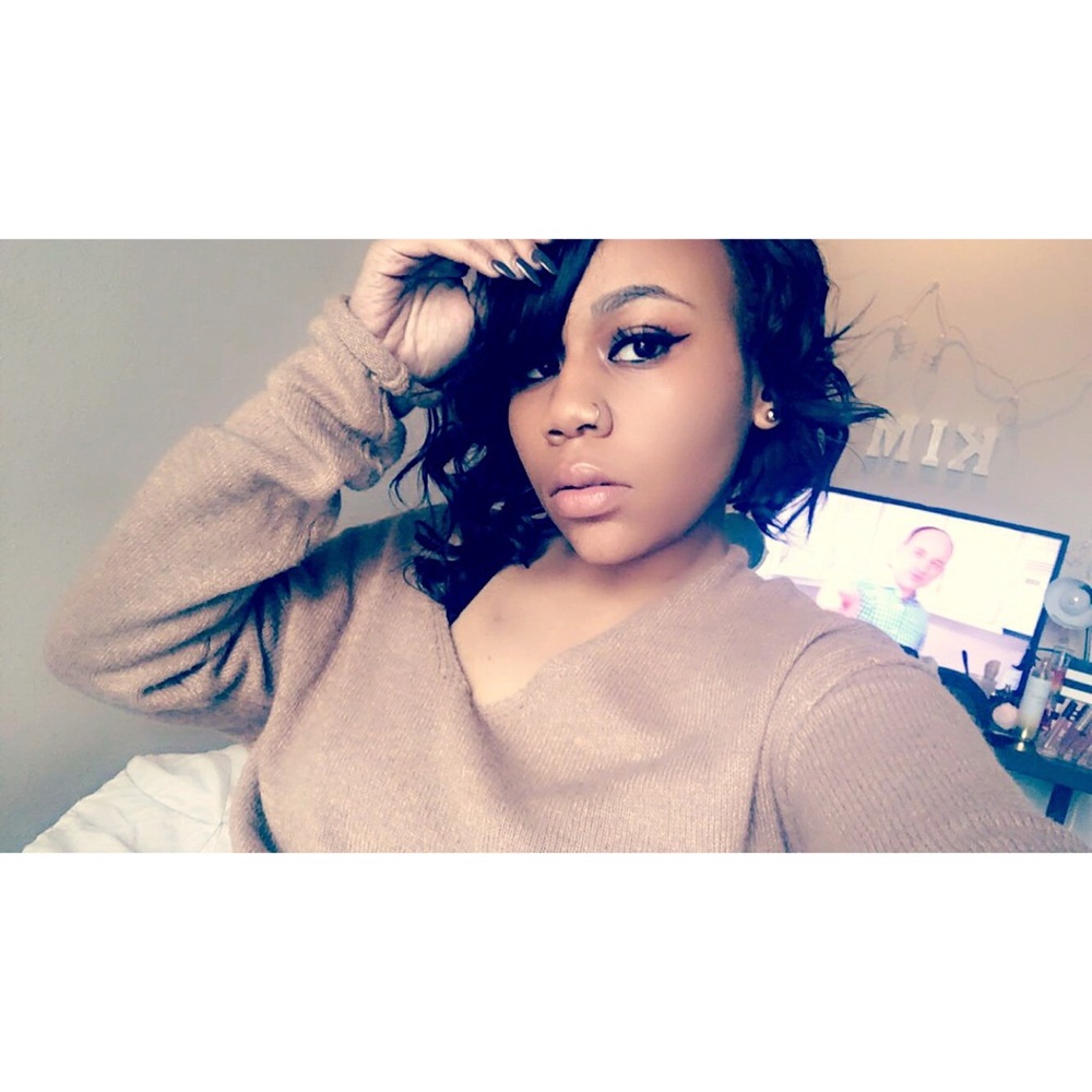 Meet your Posher, Kimberly