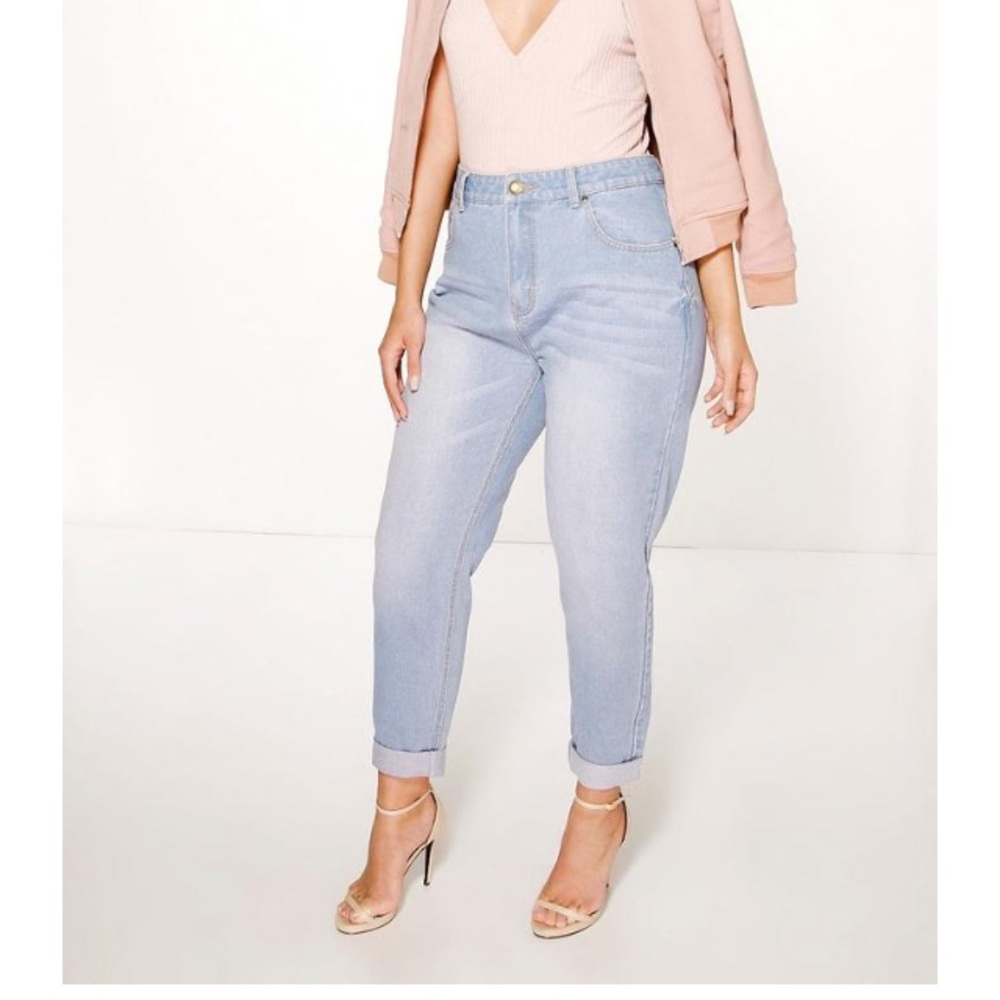 Boohoo Plus Size Riley High Waist light wash denim