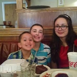 Meet your Posher, Kay