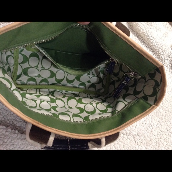Coach small olive green tote - Picture 5 of 6