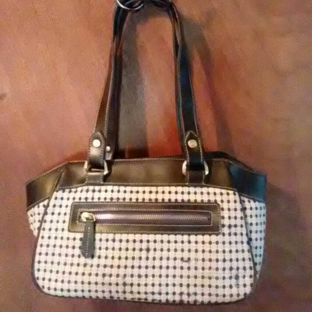 Bkack/white purse