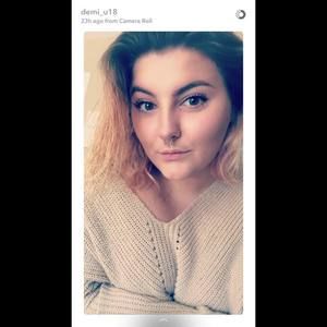 Meet your Posher, Demi