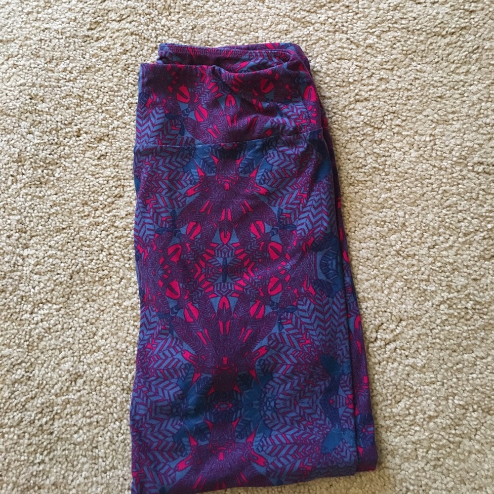 LULAROE LEGGINGS NWOT