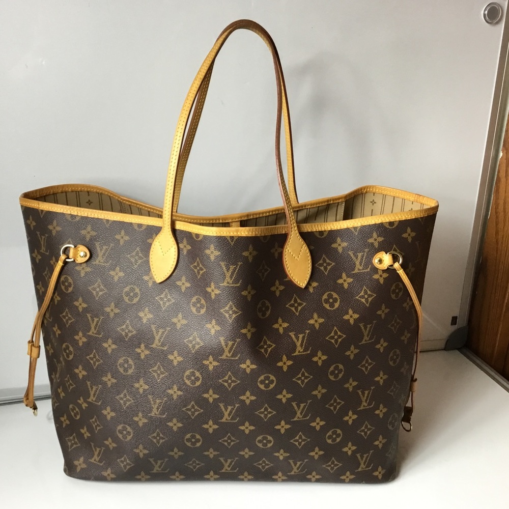 ⛔️SOLD⛔️100% Authentic Louis Vuitton Neverfull GM - Picture 1 of 4