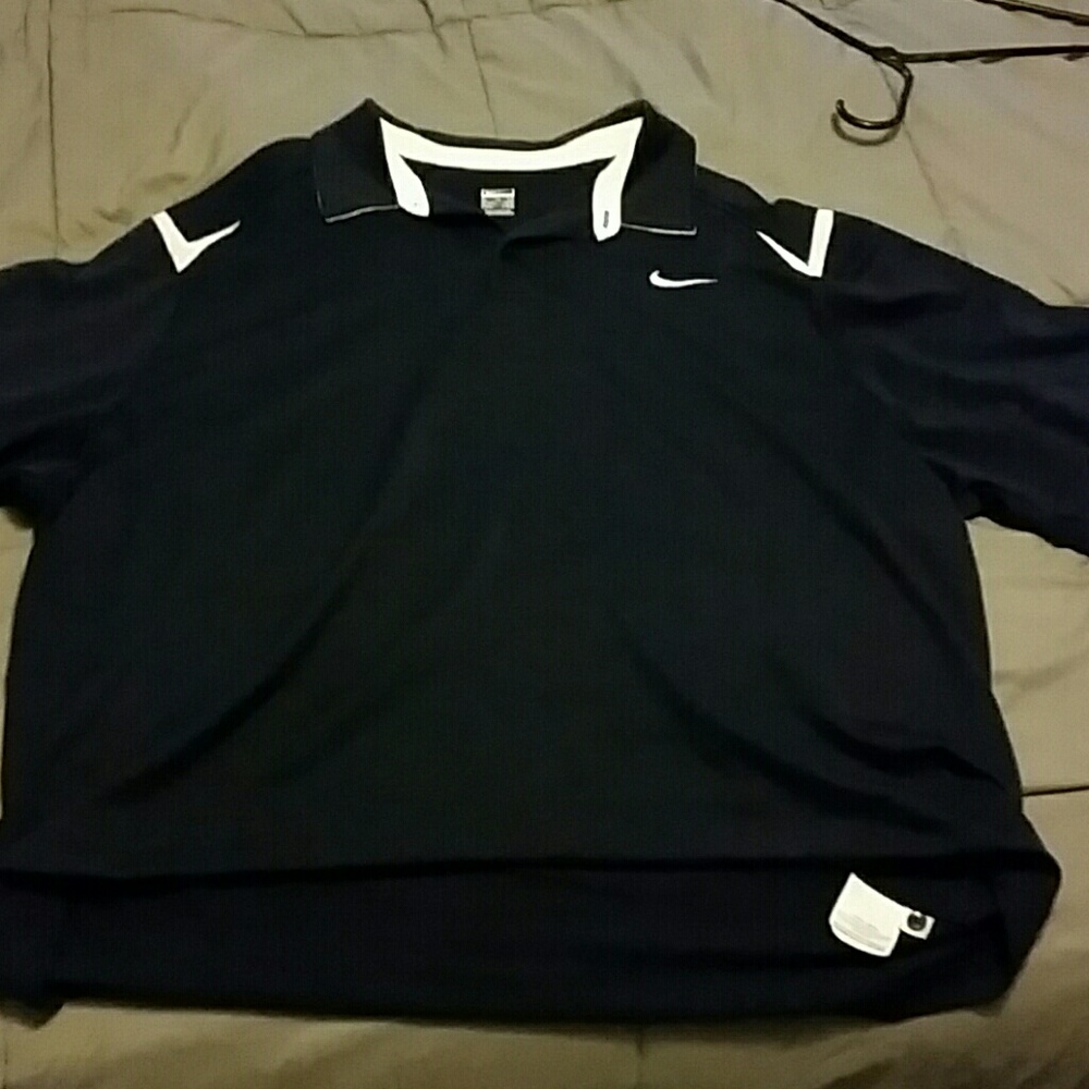 Nike golf shirt