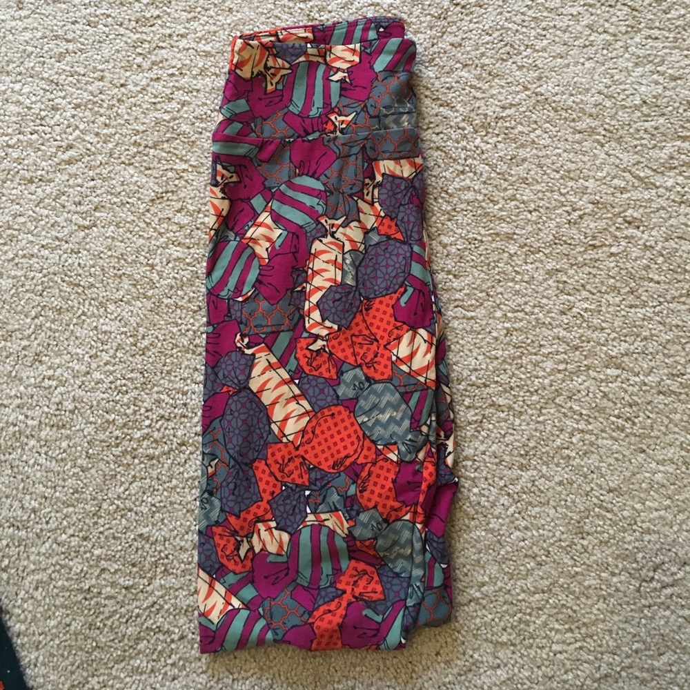 LULAROE LEGGINGS NWOT
