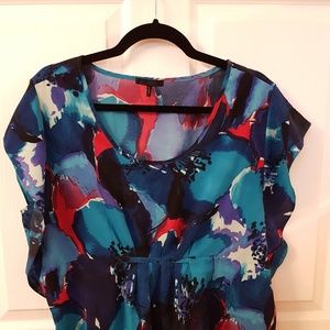 Beautiful XL Daisy Fuentes top