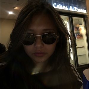 Meet your Posher, Alexa