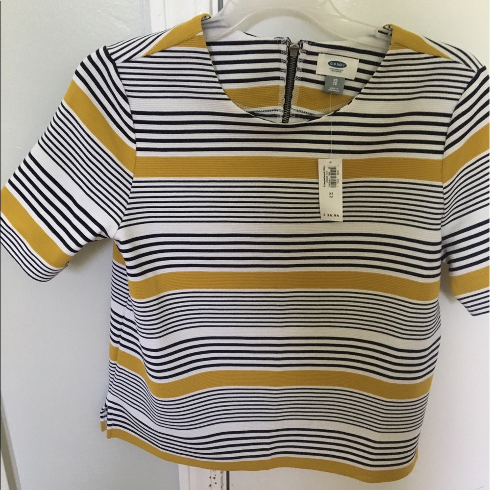 Old navy shirt - Picture 1 of 2