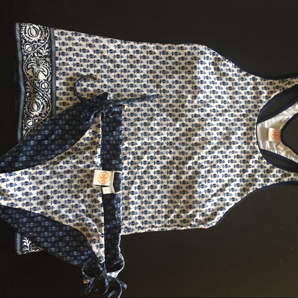 Bathing suit