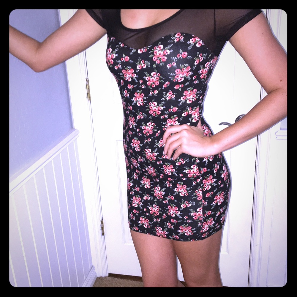 Form fitting floral dress