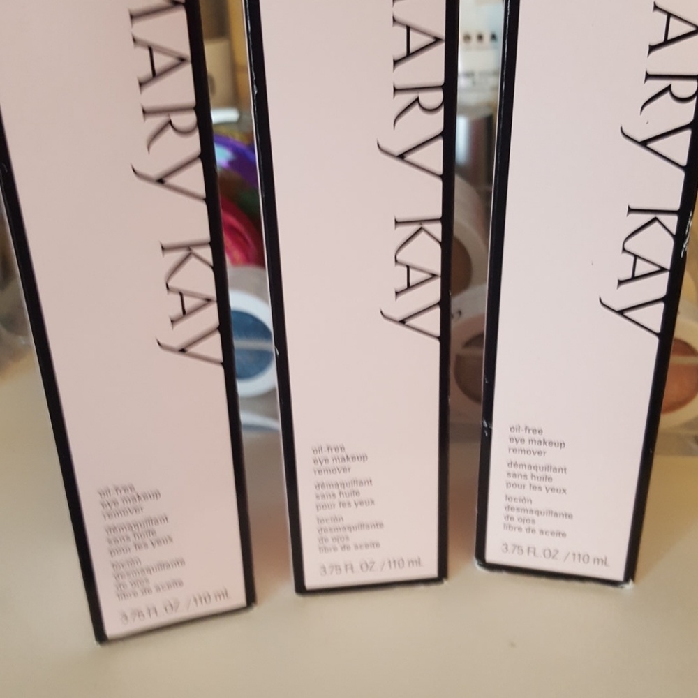 Oil Free Makeup Remover