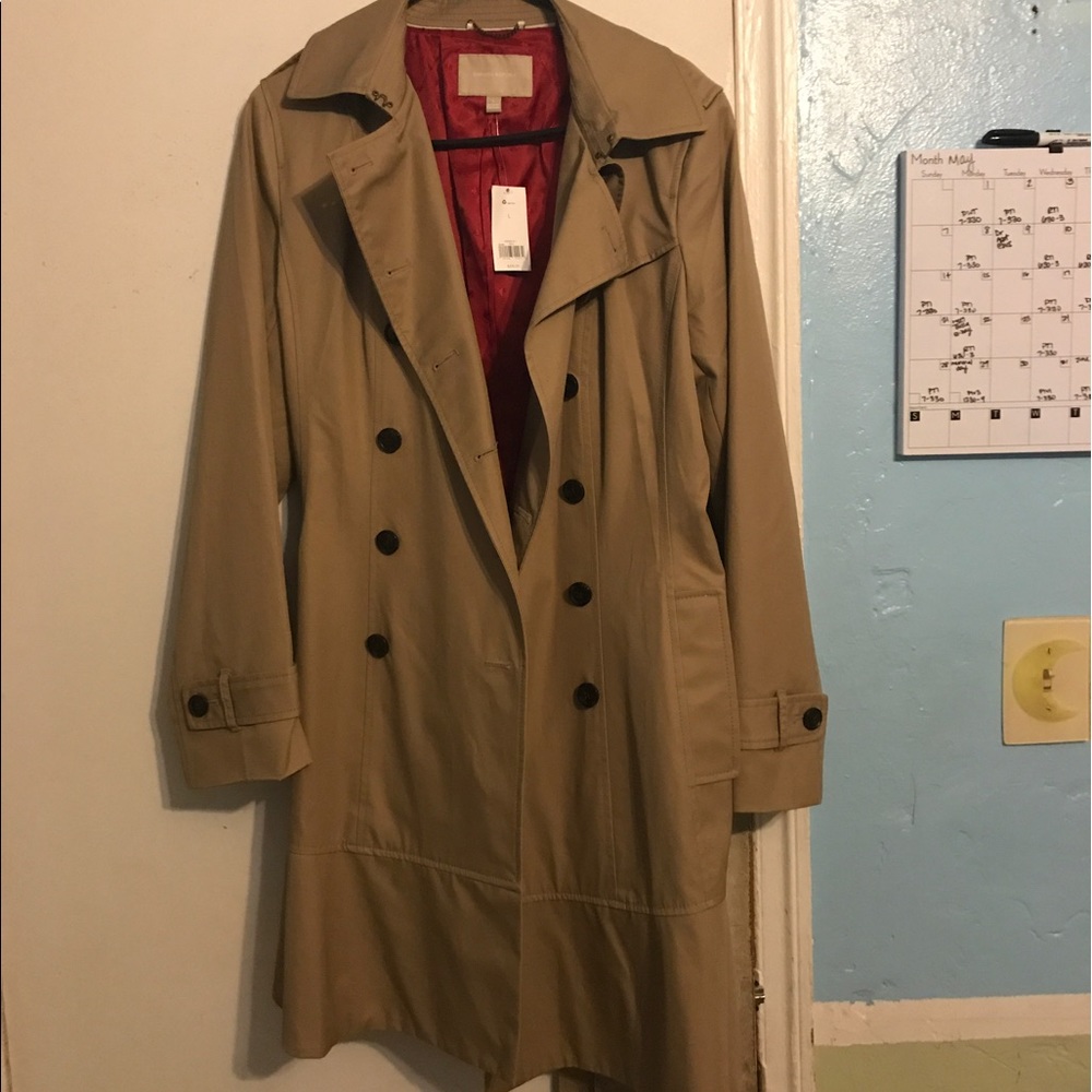 PRICE DROP ‼️ Banana Republic Trench Coat