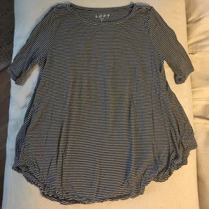Like new Ann Taylor womens top