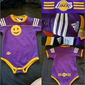 Adidas 18 M Onsie