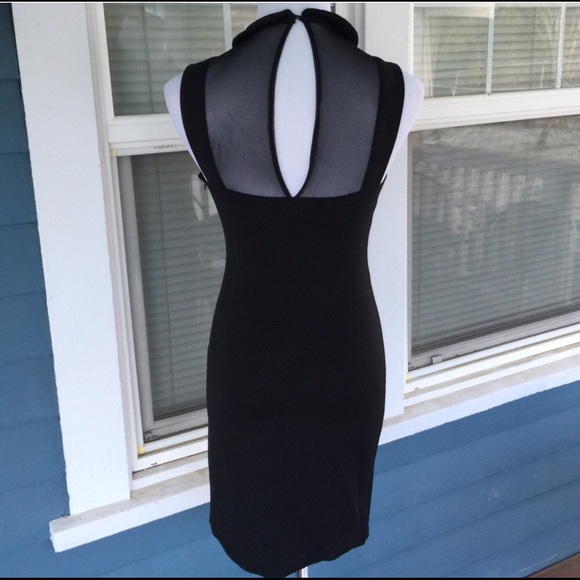 Dress - Picture 3 of 3