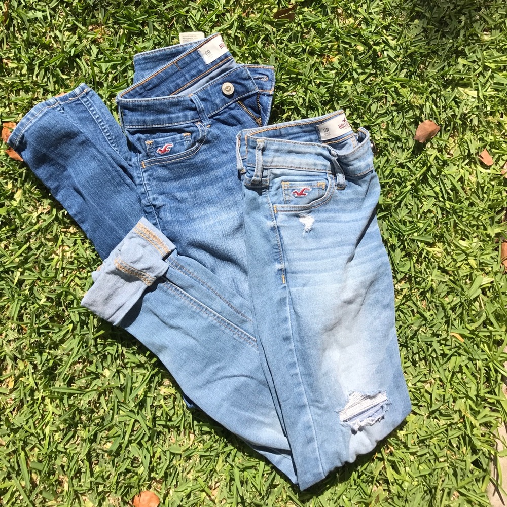 2 Pairs of Hollister Skinny Jeans (size 0)