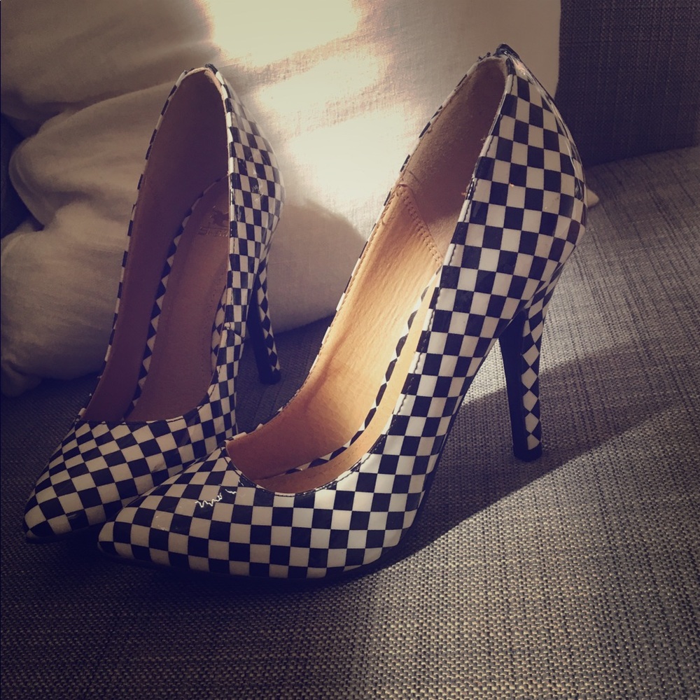 Black and White Checkered Pumps