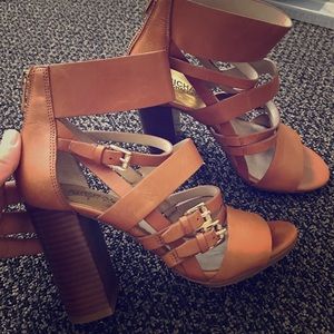 MICHAEL KOR HEELS