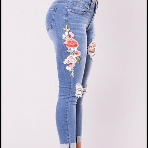 Floral embroidery jeans