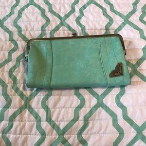 Roxy Clutch wallet