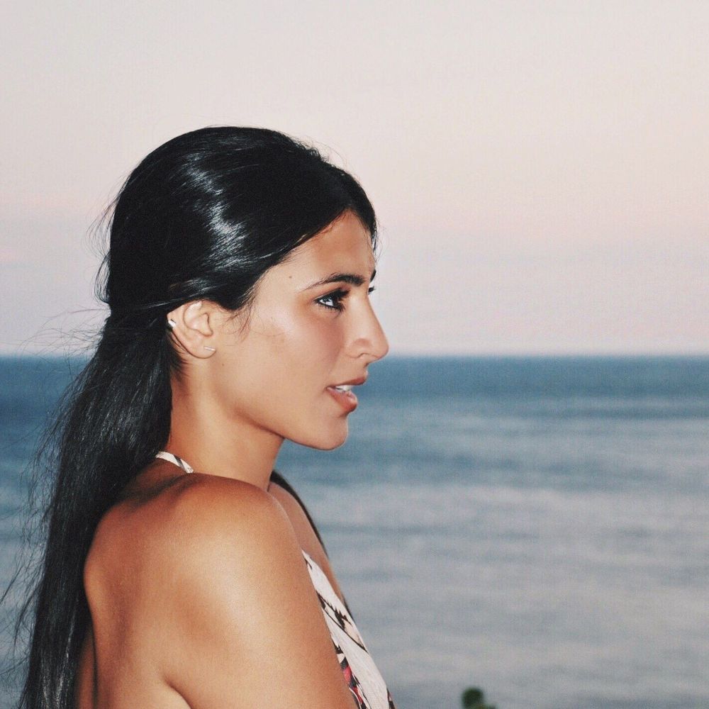 Meet your Posher, Alexandra