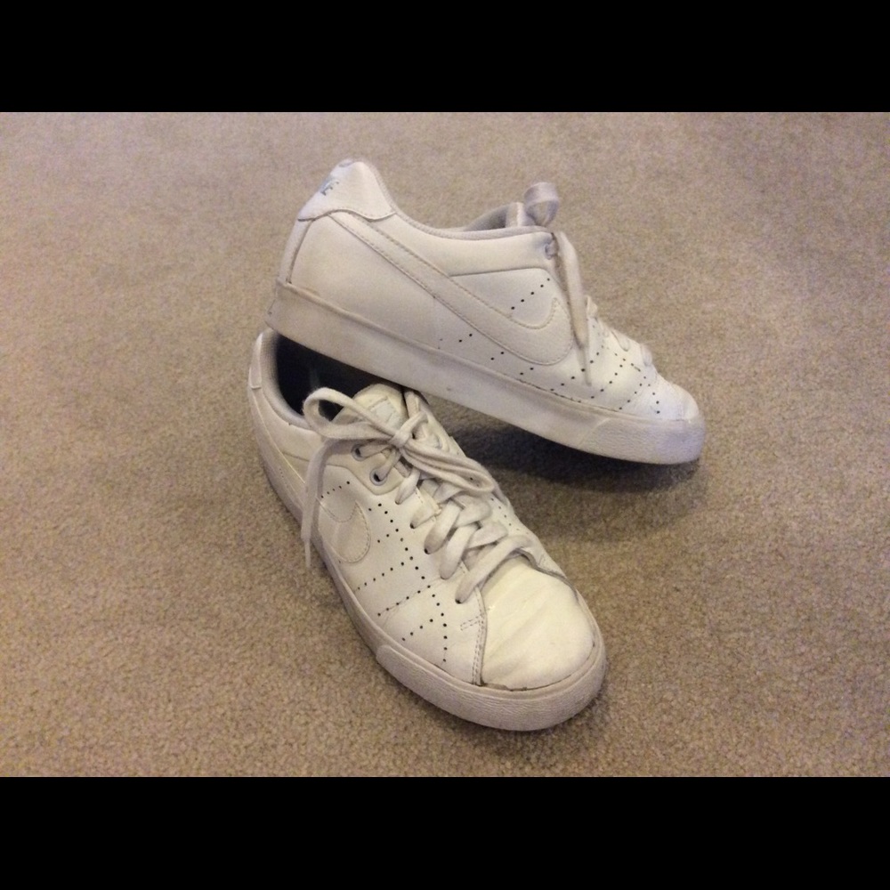White Nike Converse Shoes