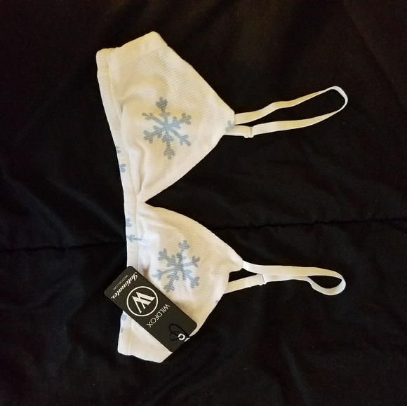 🚫SOLD🛇Wildfox Snowflake Bralette - Picture 2 of 4