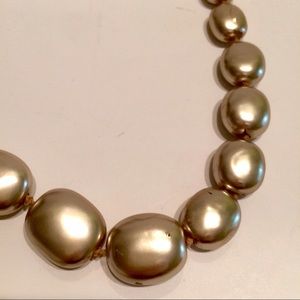 Elegant yet simple gold necklace- great for work