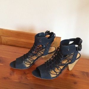 Vince Camuto Navy Heels
