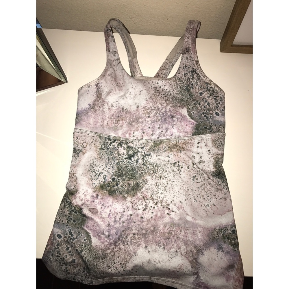 Lululemon razor back sz4